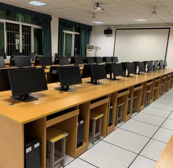 ��ѧ��ʵ�����ĸ����